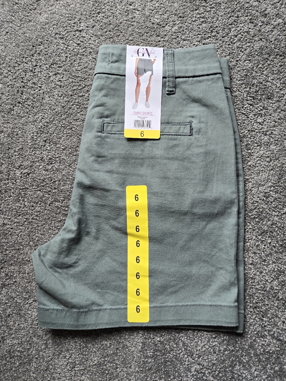 Gloria Vanderbilt Chino Shorts in Sage Green - Size 6
